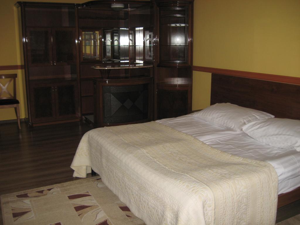Osrodek Morsko Plus Hotel Exterior photo